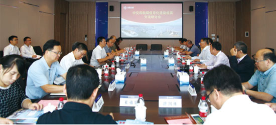 　　中國施工企業(yè)管理協(xié)會信息化工作委員會調(diào)研組一行到中交四航局進行信息化調(diào)研