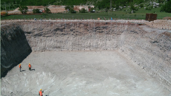 黑山南北高速公路首個擴大基礎基坑開挖完畢