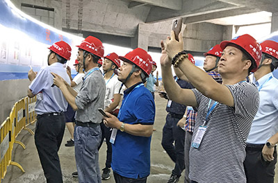 中建三局二公司武漢長江航運中心項目觀摩現(xiàn)場